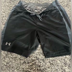 Men’s Under Armour Shorts XL